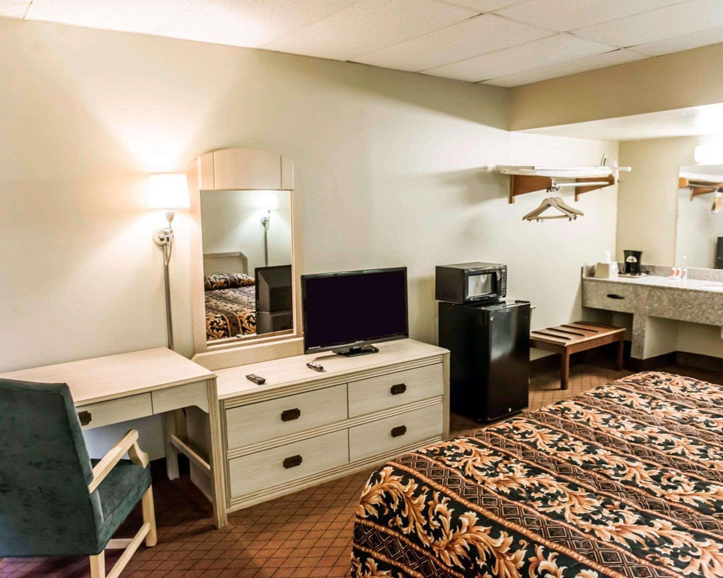 Econo Lodge Perry Εξωτερικό φωτογραφία